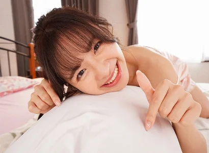 Chị gái dâm dục chiếm bạn trai của em gái